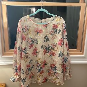 Floral long sleeve top size 20